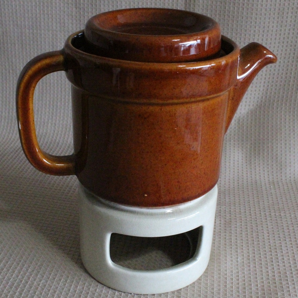 Pfaltzgraff Vintage Stoneware Teapot with Warmer Base Brown 586 Cottagecore